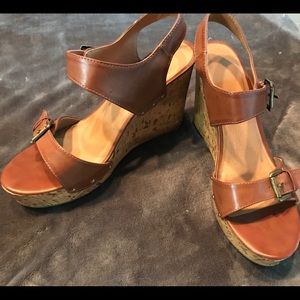 Maurice’s wedges size 10!